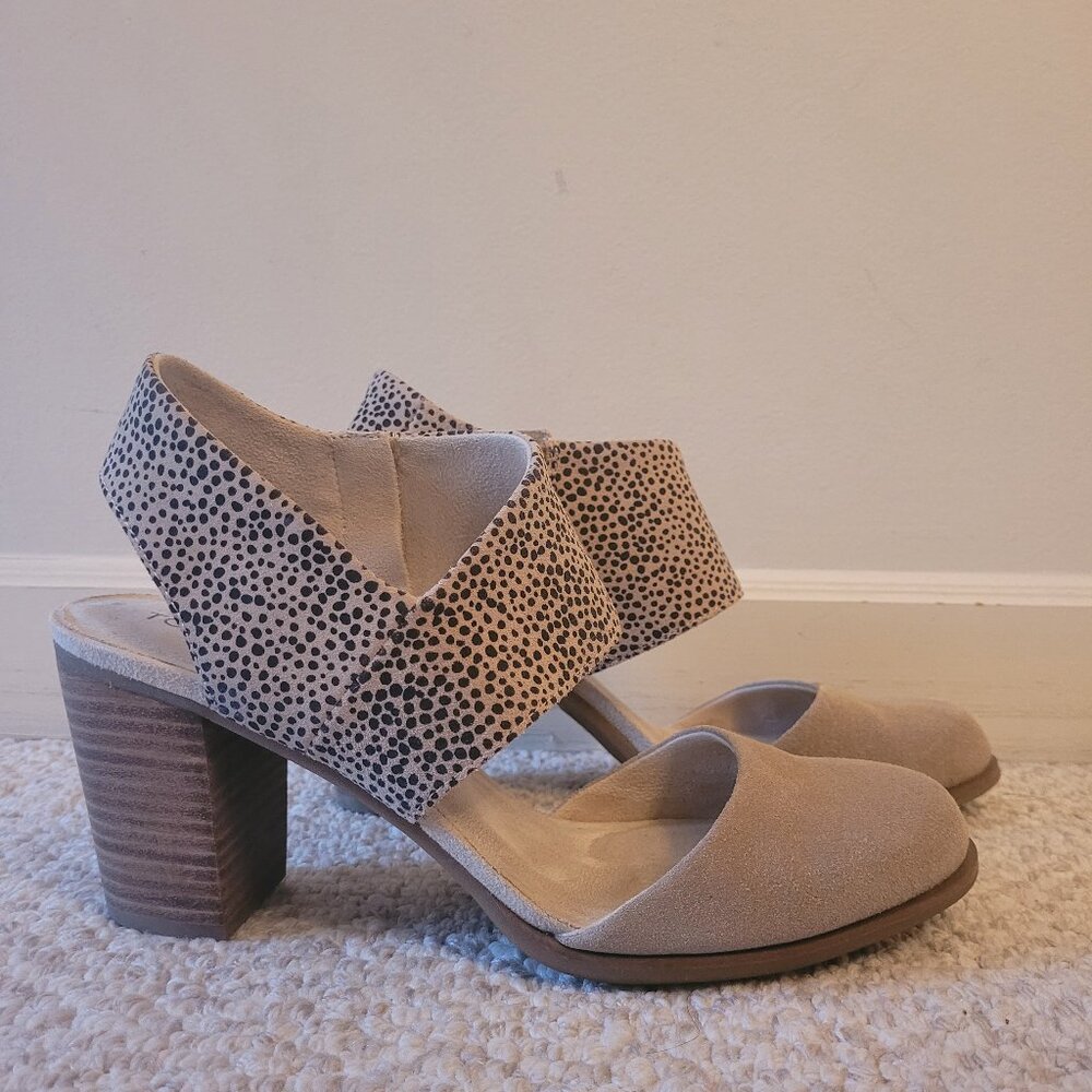 Toms Beige and Black Heels